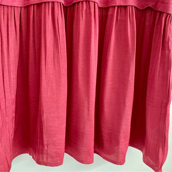 A Pea In The Pod Maternity Tunic Size Medium - Picture 3 of 4